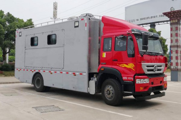 重汽斯太爾餐車