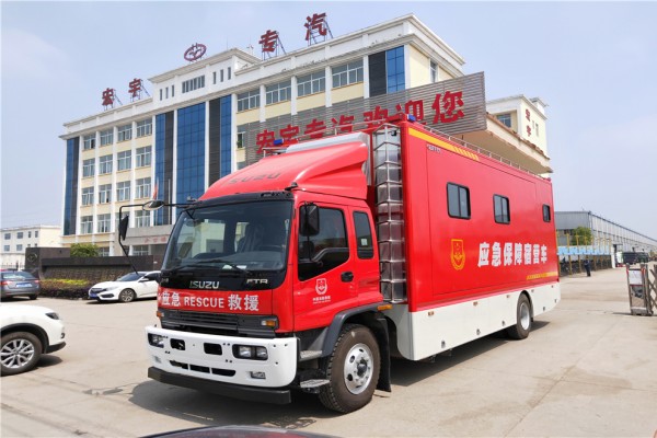 五十鈴FTR宿營(yíng)車